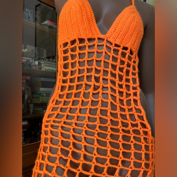 Crochet Halter Very Hot dress - Picture 2 of 3